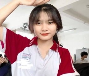 Phuong Uyen foi lançado o mais recente clipe de sexo